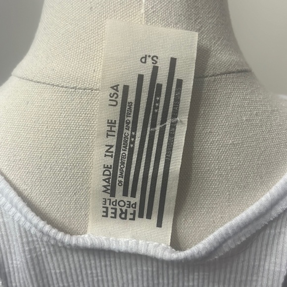 Free People white ribbed tank top - Picture 3 of 3